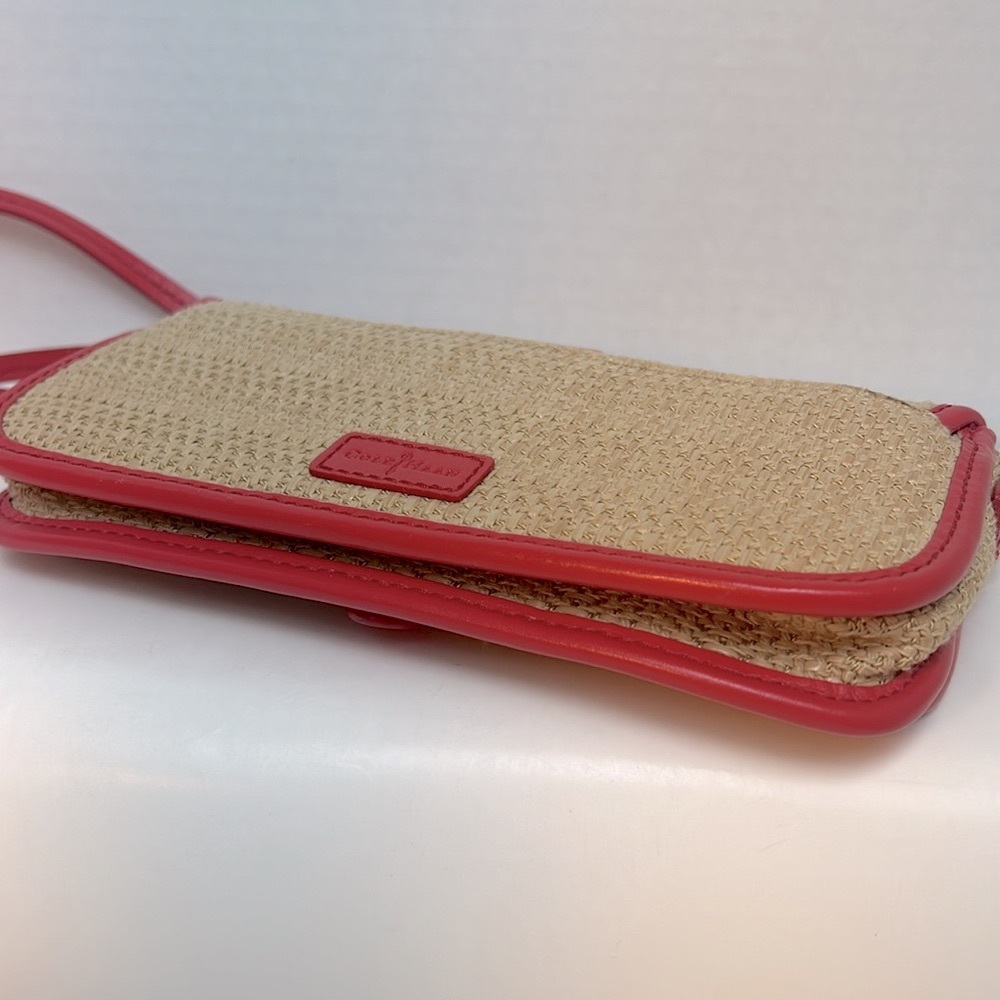 COLE HANN Beige and red woven straw and leather Bedford crossbody bag. - Picture 5 of 9
